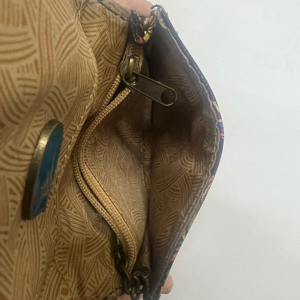 Sakroots Artist Circle Keychain Wallet Combo - Picture 8 of 9